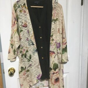 Top Bundle— Floral Cardigan and Olive Button Sleeveless Blouse